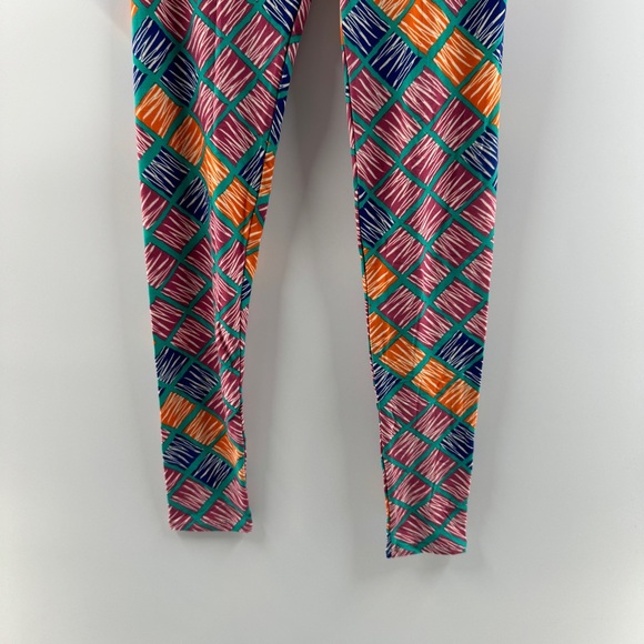 LuLaRoe One Size (OS) Leggings – Buttery Soft Stretchy Printed Leggings - Picture 4 of 5